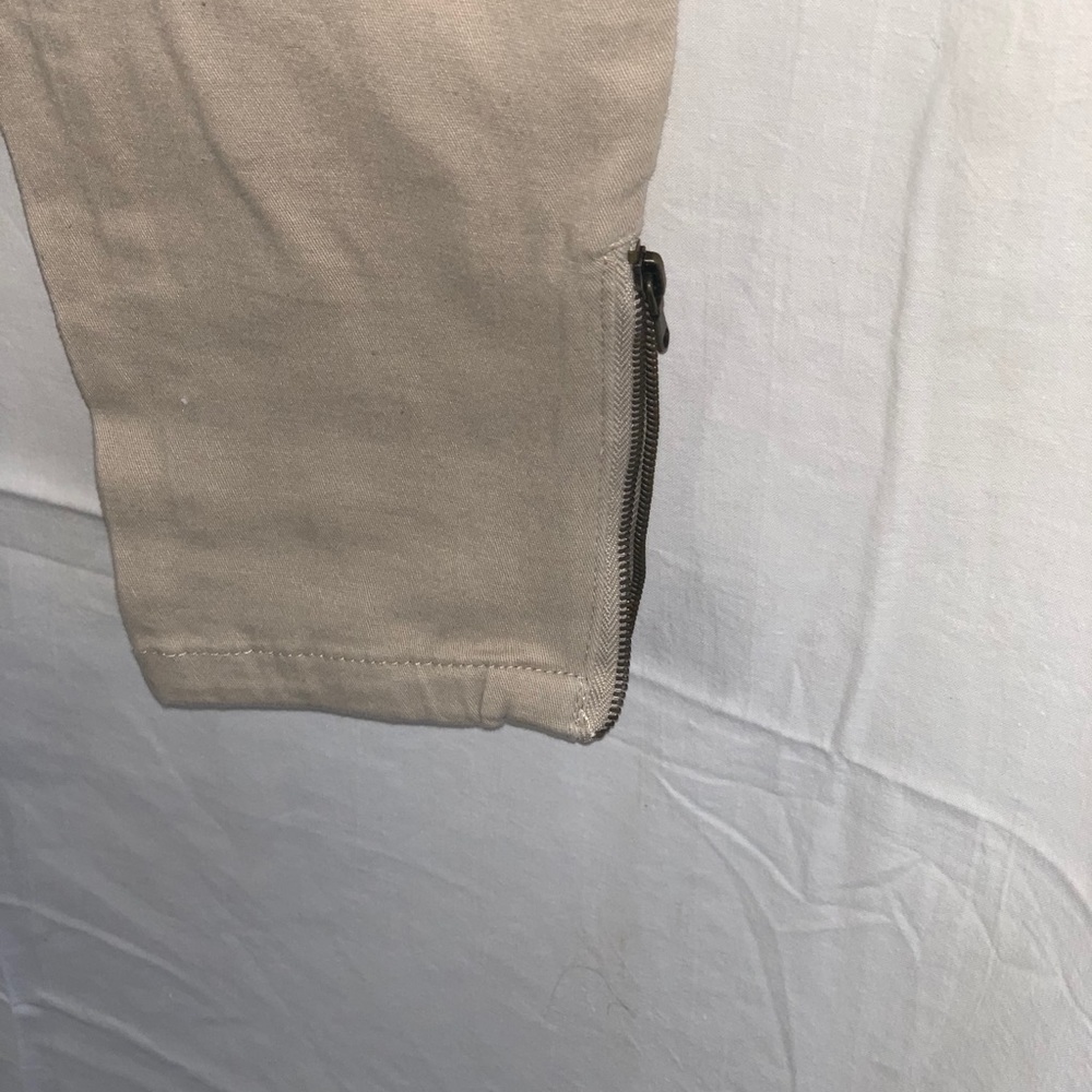Jeans - Picture 5 of 6